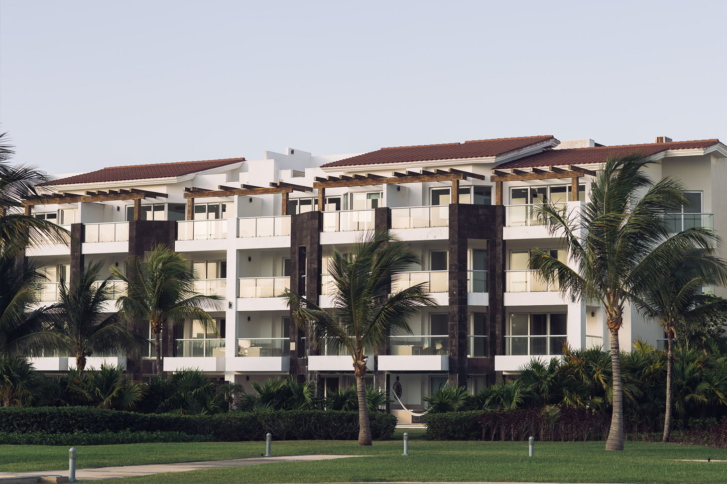 Pure Mareazul, beachfront apartments