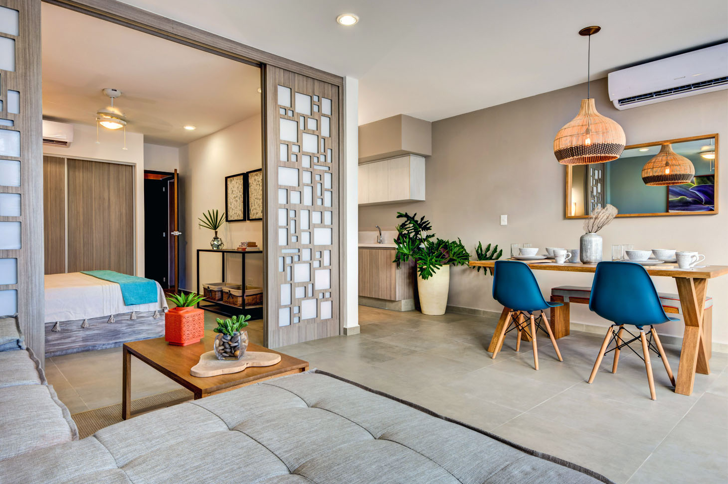 Solea. Contemporary Condos