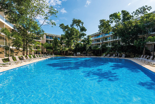 The Leaf  Condos PLayacar | Beauty studios for sale in Playacar