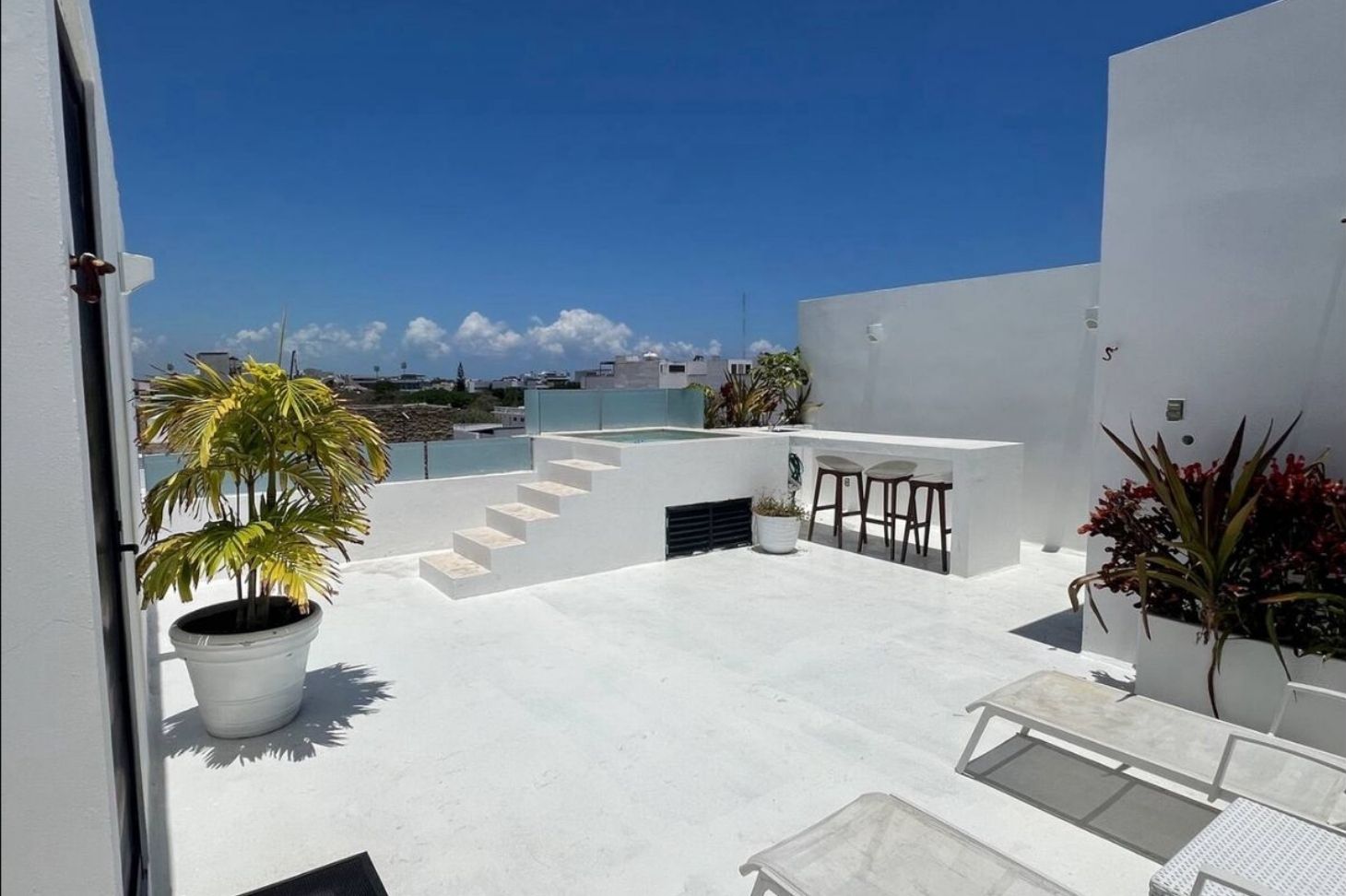 Turn-key PH in Downtown Playa  ANAH, Private Rooftop