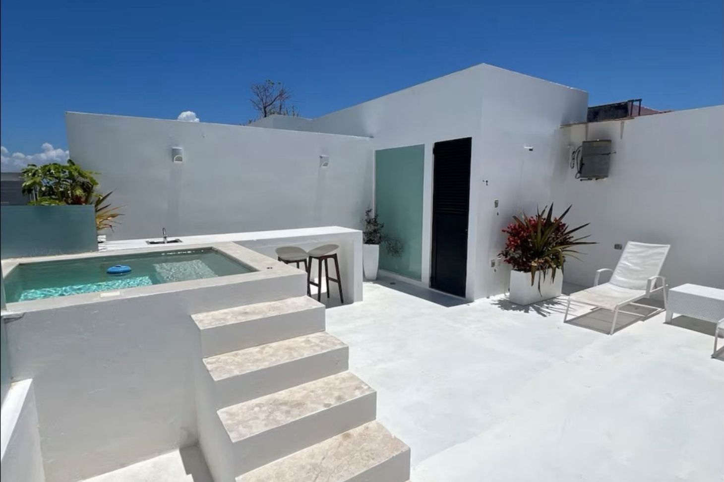 Turn-key PH in Downtown Playa  ANAH, Private Rooftop