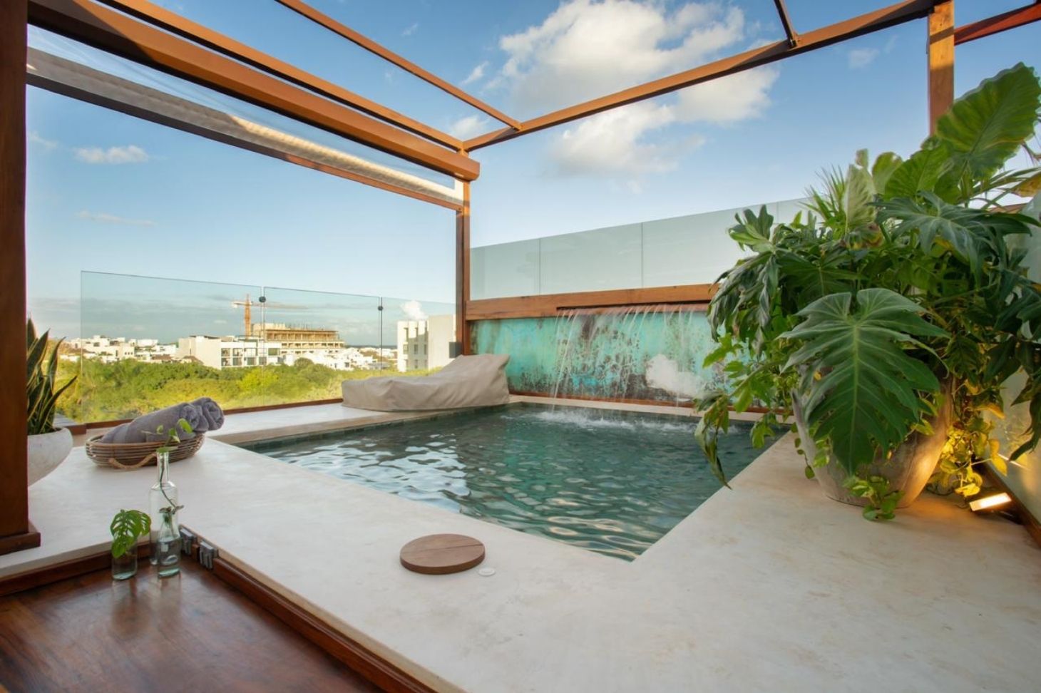 Luxurious 4 BD Ocean view penthouse on 38th Street