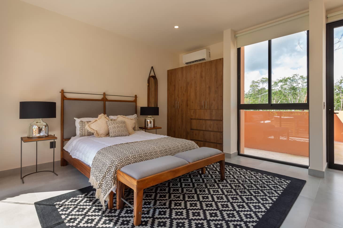 Comfortable and spacious houses in Aldea Savia