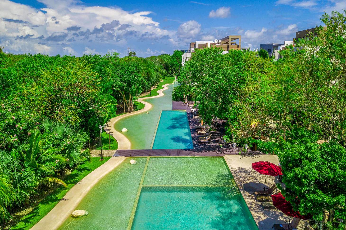 Lorena Ochoa, Condo in front of superb golf course 