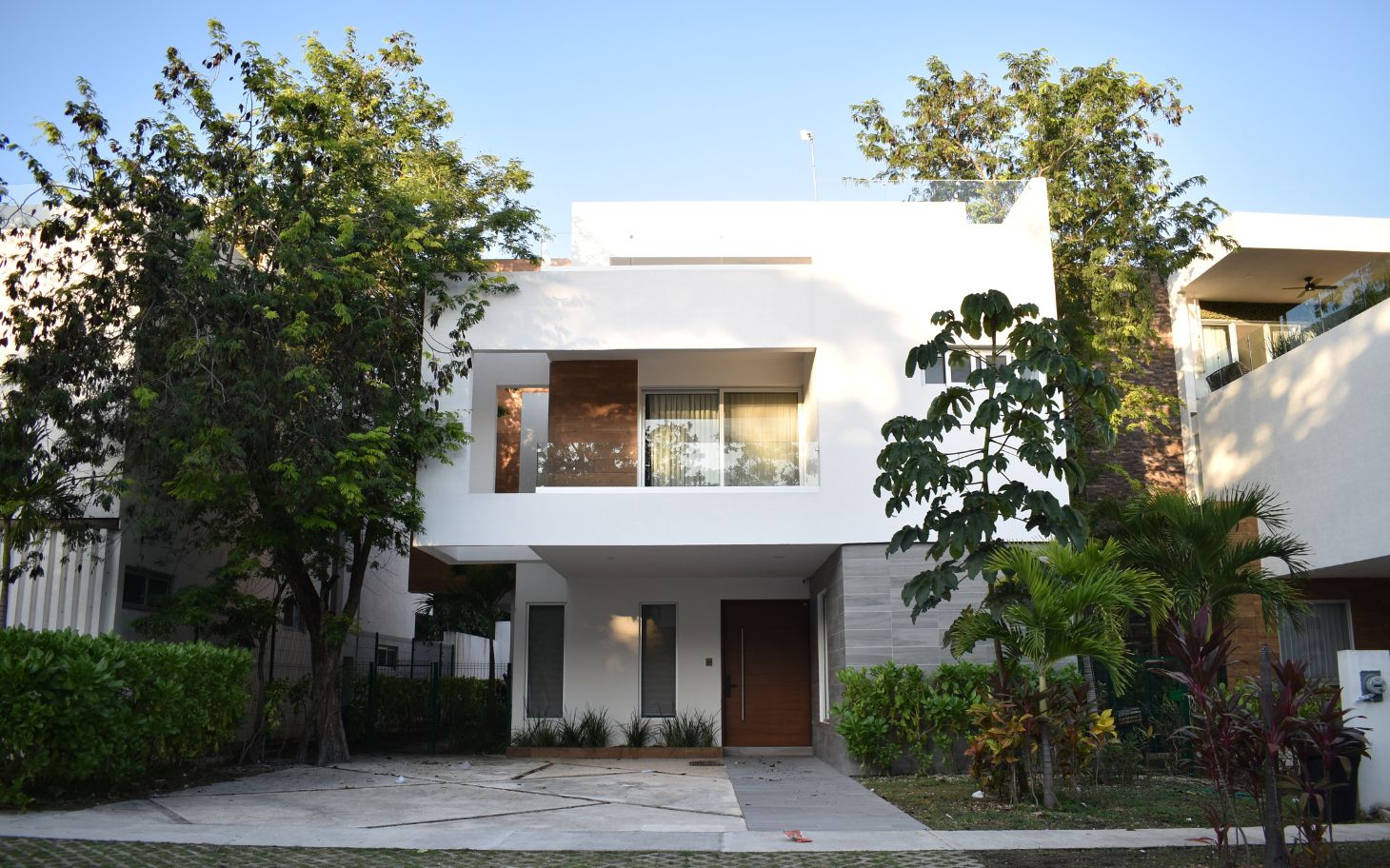 CASA PARQUE GUELL | 5 bedrooms