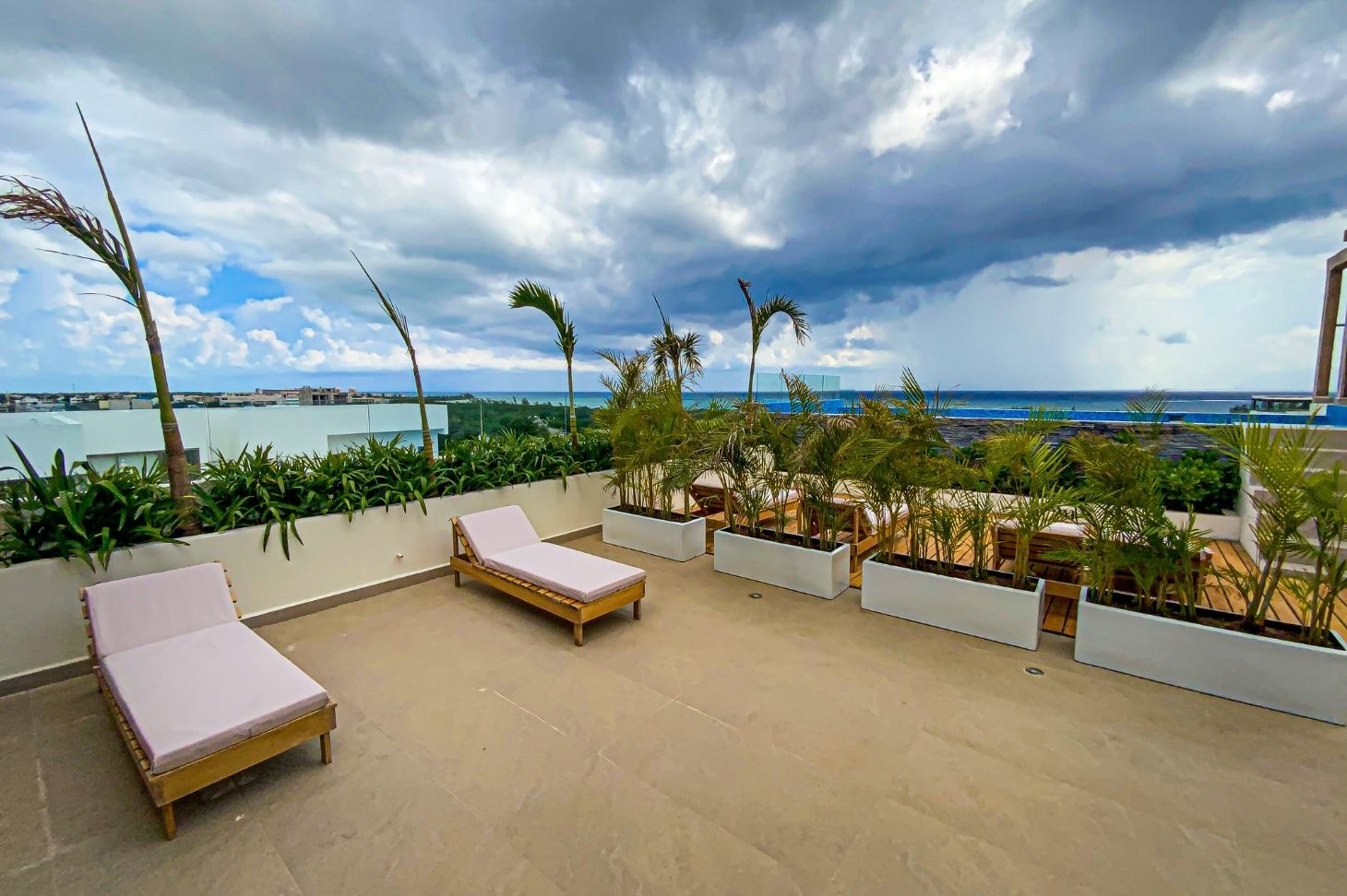 Beatiful studios with partial ocean view