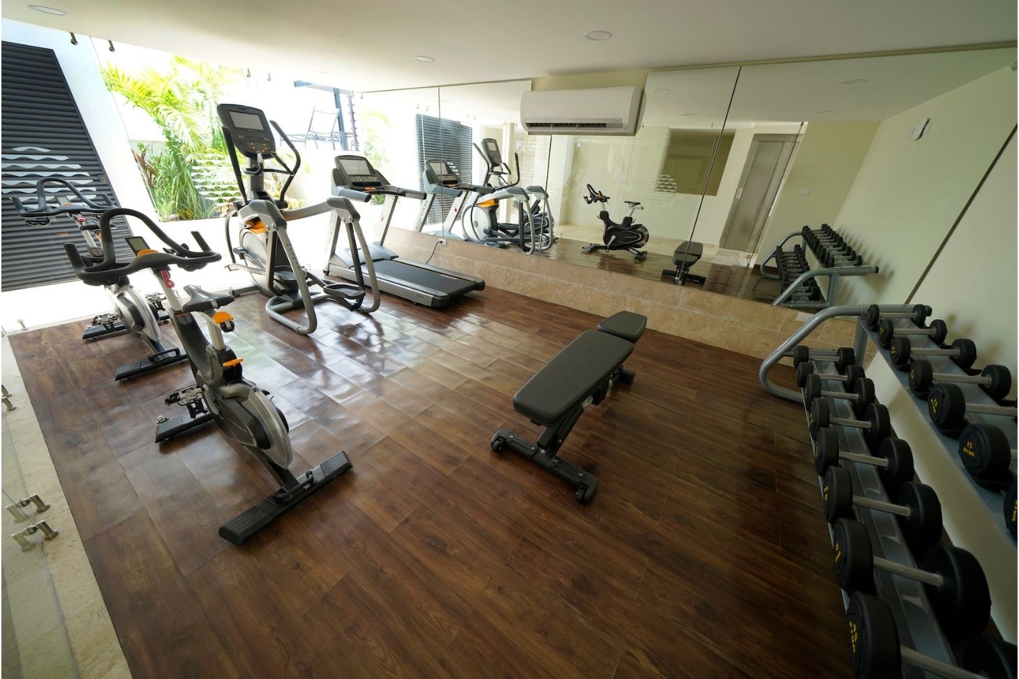 Arenis, Luxury 2 bd Condo in Playa del Carmen